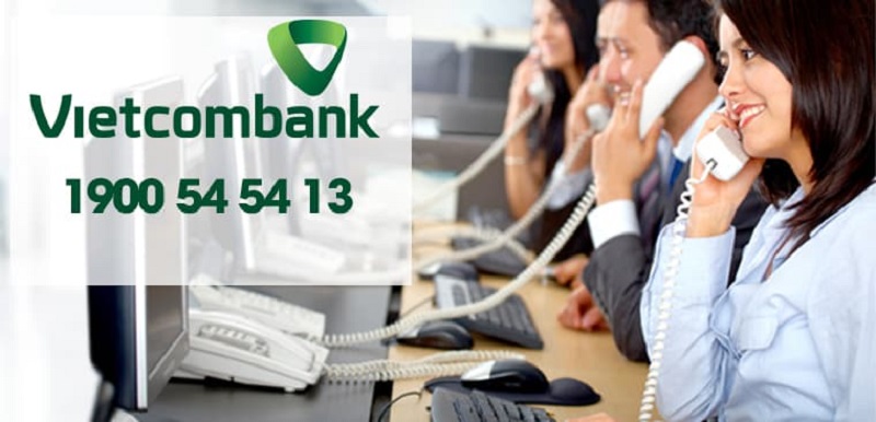 Gọi điện tới tổng đài CSKH Vietcombank khi thẻ ATM bị khóa